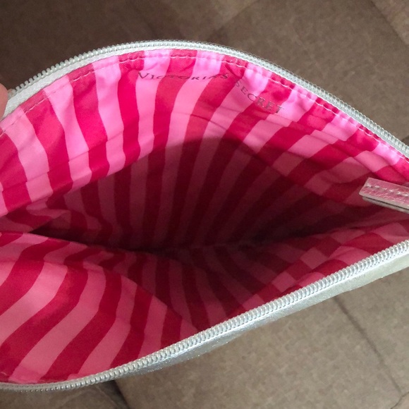Victoria’s Secret Clutch - Picture 5 of 6